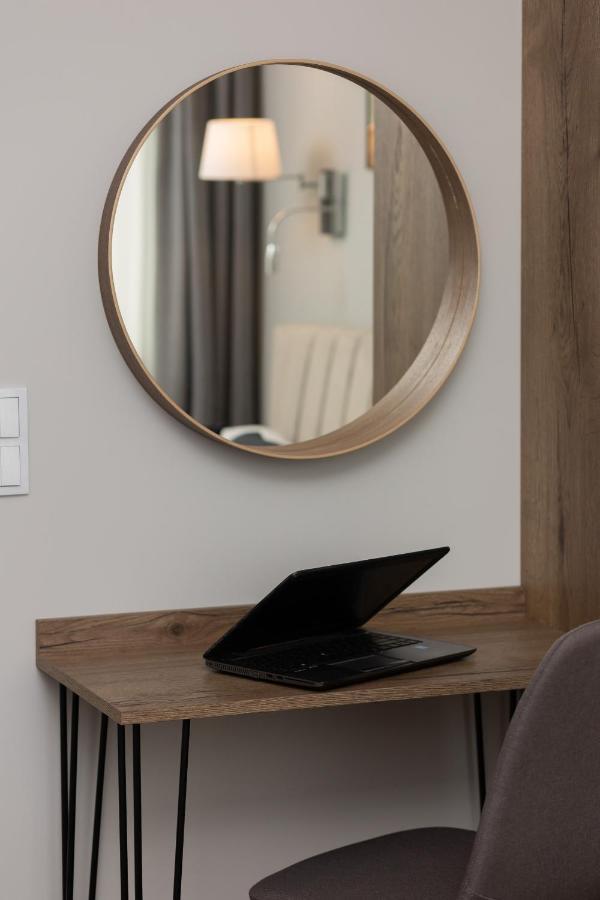 Stunning Family Apartment Ursynow With Parking & Balcony By Noclegi Renters Warszawa Zewnętrze zdjęcie