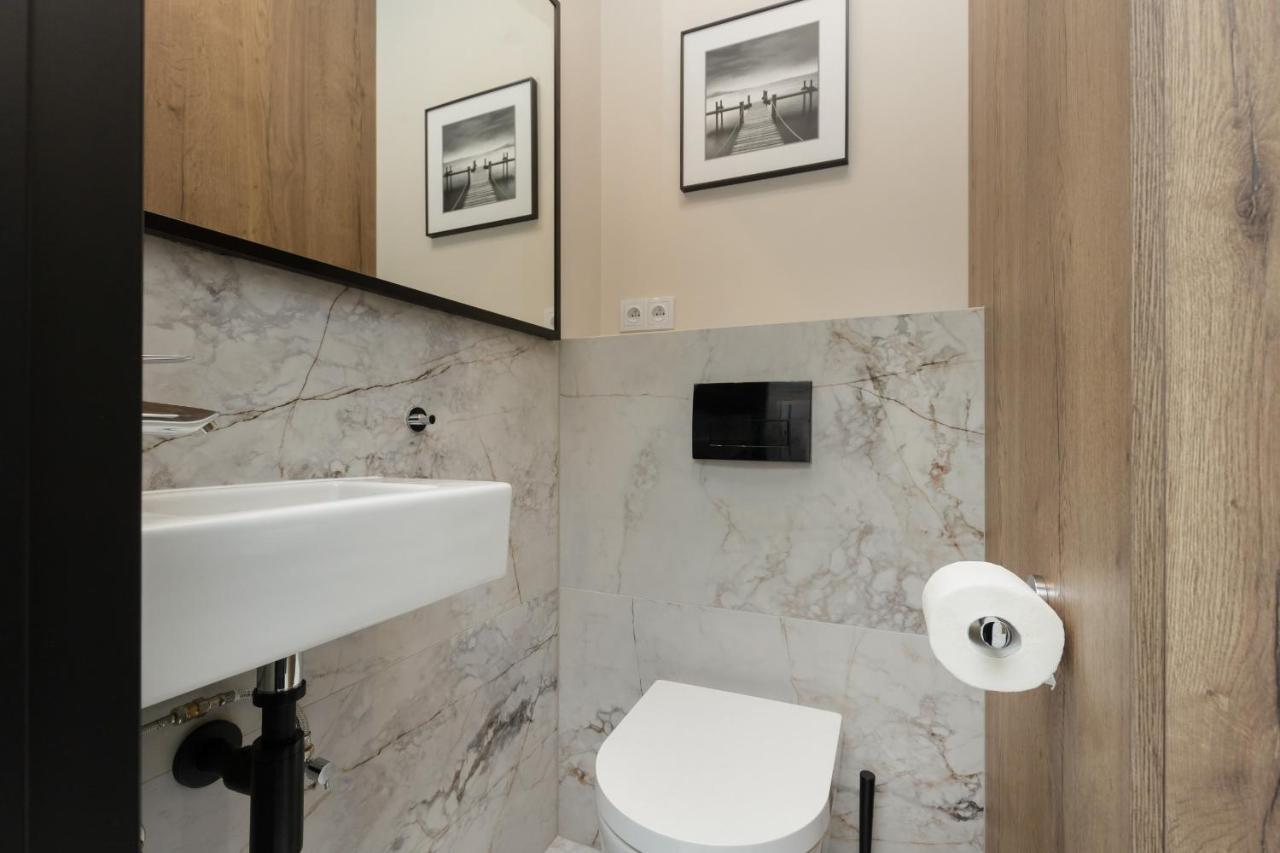 Stunning Family Apartment Ursynow With Parking & Balcony By Noclegi Renters Warszawa Zewnętrze zdjęcie